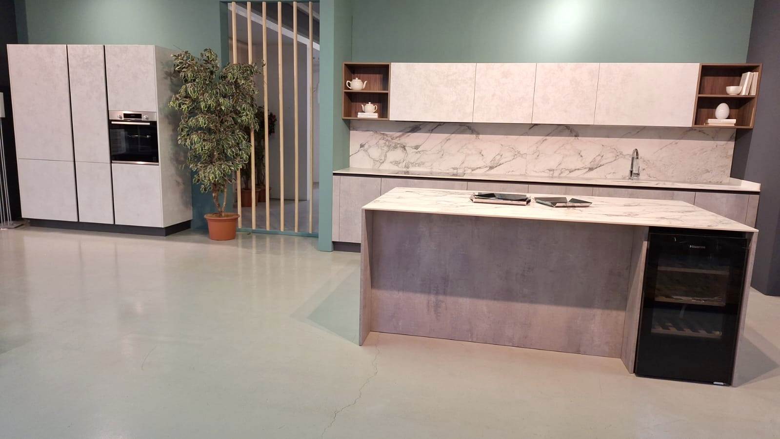 cucina-moderna-isola-MarazziSmegFilo+cantinetta1-3